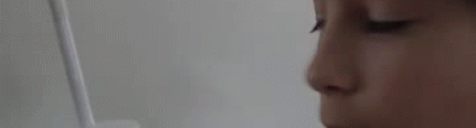 Vadim Fiškin, M#8 “Anti Birthday” 2013, veternica, elektrogenerator, žarnica, omejena naklada: 100, certifikat, cena: 75 €