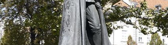 Vlasta Zorko, Monument to general Maister, 1987, Maribor (photo: D. Švarc)
